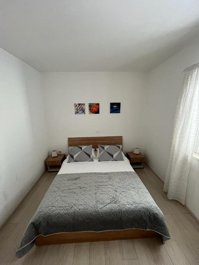 Apartman Cezar Apartment สโตเบรช ภายนอก รูปภาพ