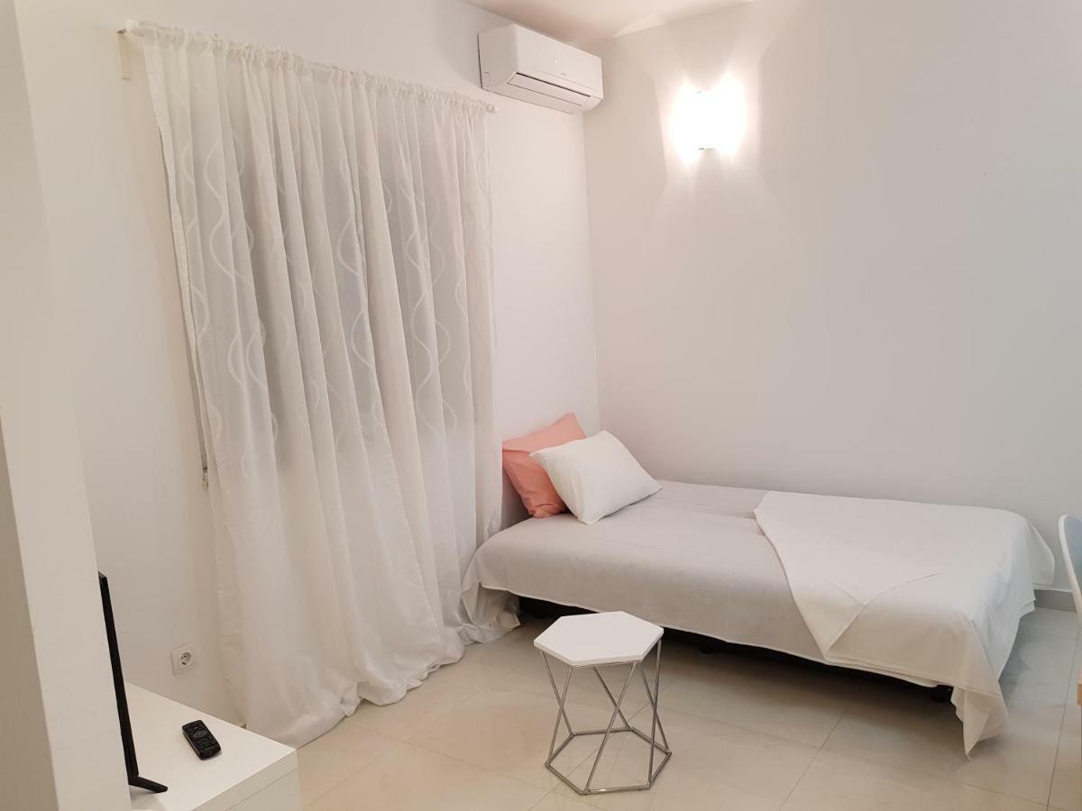 Apartman Cezar Apartment สโตเบรช ภายนอก รูปภาพ